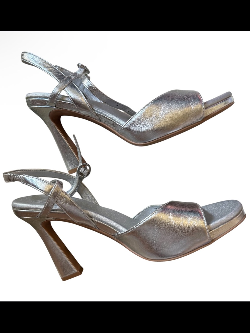 Naturalizer Silver Metallic Slingback Heels